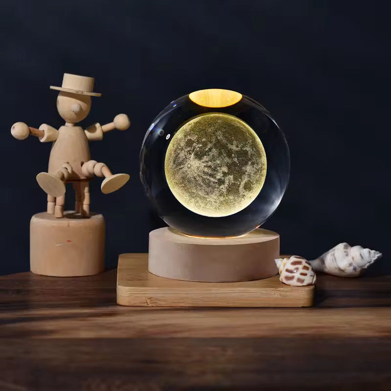 6 سم 3D الفن الكرة الكريستالية ضوء ليلي هدية عيد ميلاد ضوء ليلي ضوء خشبي أساس ضوء مصباح طاولة ديكور